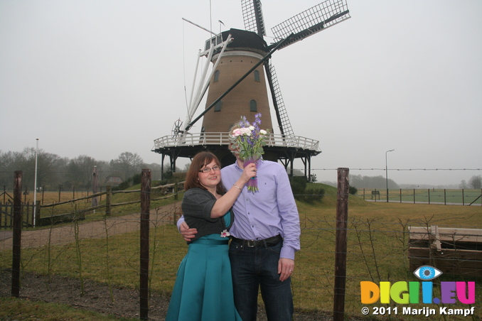 IMG_7352 Jenni and Mr Flowerhead at windmill